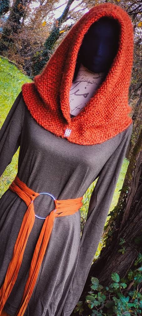 Autumn Hood, Norse Witch, Chunky Style Hood
