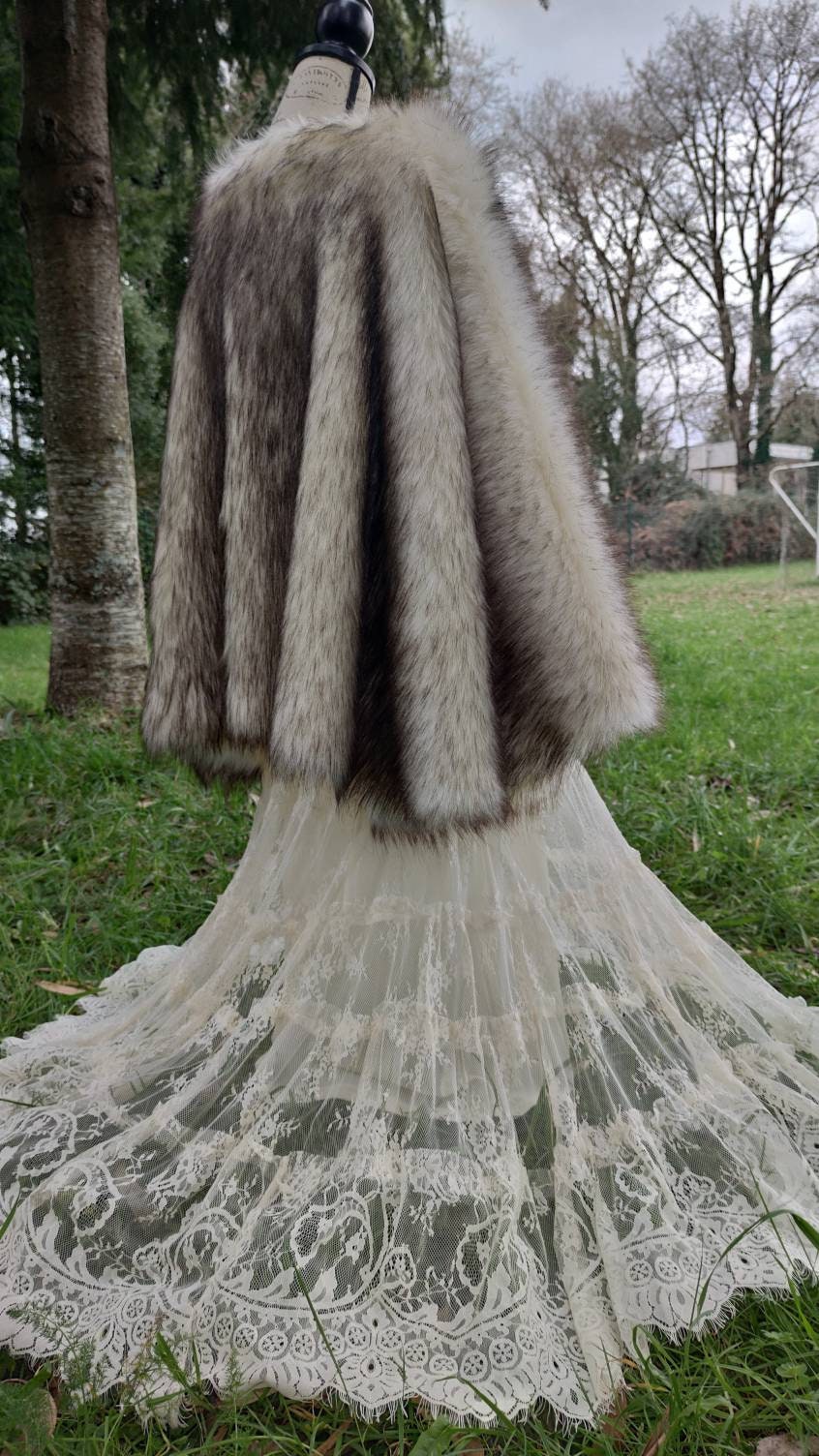 Nordic Fur Viking Wedding Cloak, Norse Bridal Cape with Brooches