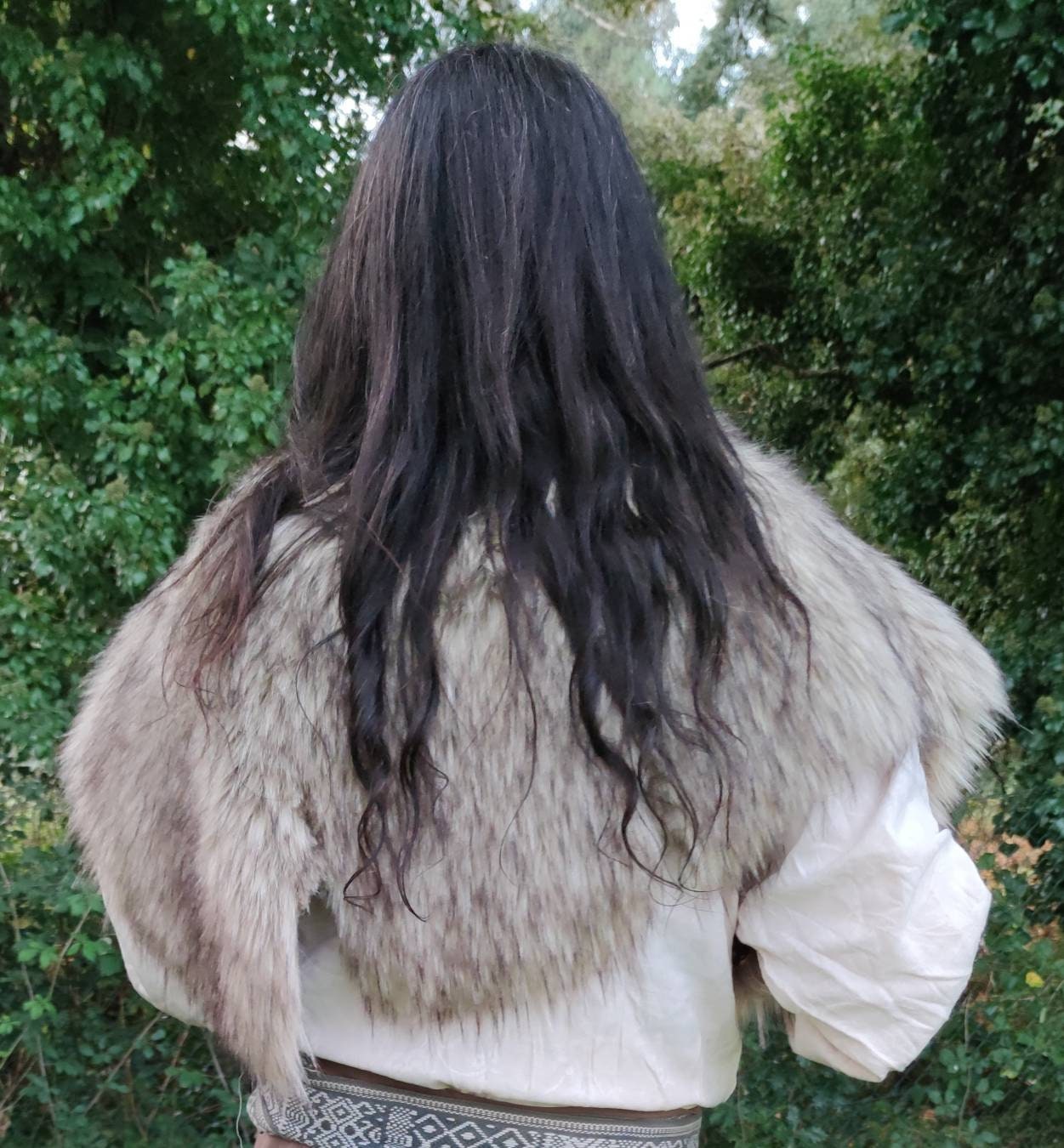 A Wild Wolf Vegan Fur Mantle, Viking Mantle with Brooches, Norse Fur Shawl