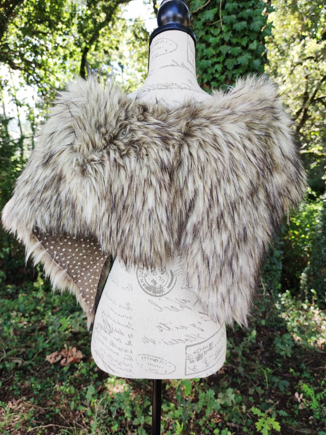 A Wild Wolf Vegan Fur Mantle, Viking Mantle with Brooches, Norse Fur Shawl