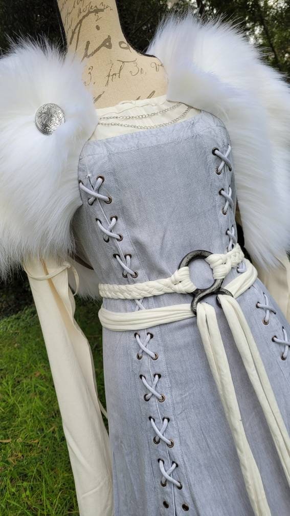 Viking Wedding Dress Set: Norse Bridal Gown, Fur Mantle, Freya Belt